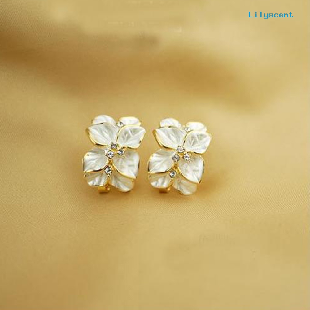 [LS] Bunga Gardenia Lucu Berlian Imitasi Hias Telinga Studs Wanita Anting Perhiasan Hadiah