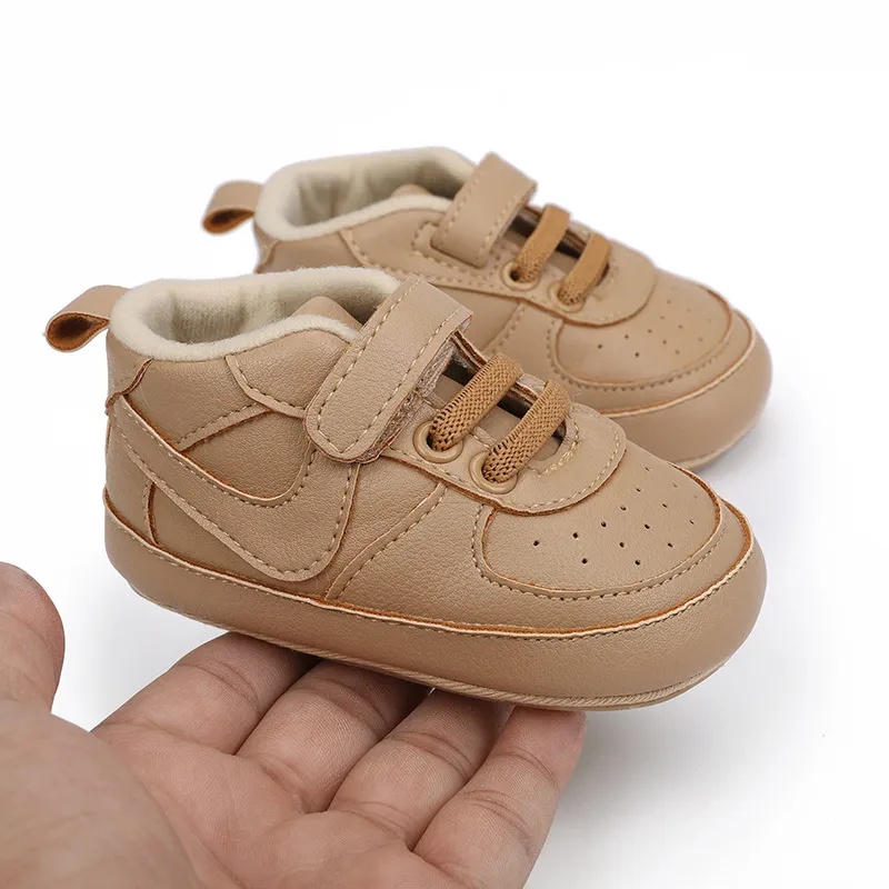 Sepatu Bayi Prewalker Laki Laki Perempuan Umur 0 - 12 Bulan Sepatu Sneakers Anak Bayi Laki Laki Perempuan Baby Prewaker Shoes Cowok Cewek Murah Umur 0 - 14 Bulan, umur 1 Tahun 0 - 6 Bulan Copy AK 15