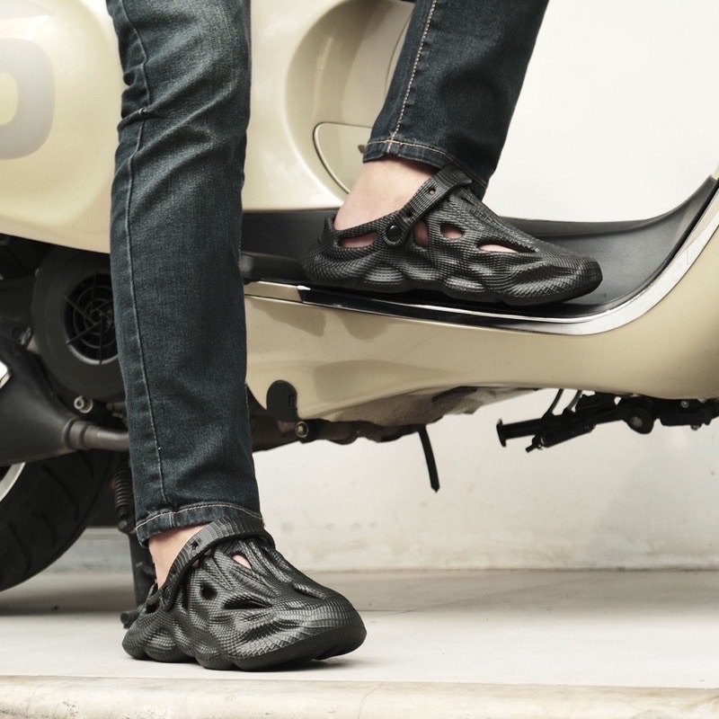 981-Sepatu Karet Pria Dewasa / Sandal Clogs Pria 39-44 / Sandal Karet Pria/Sepatu Sandal Clogs aerostreet vhagar sandal sliper loggo atlantis Promo Mitra