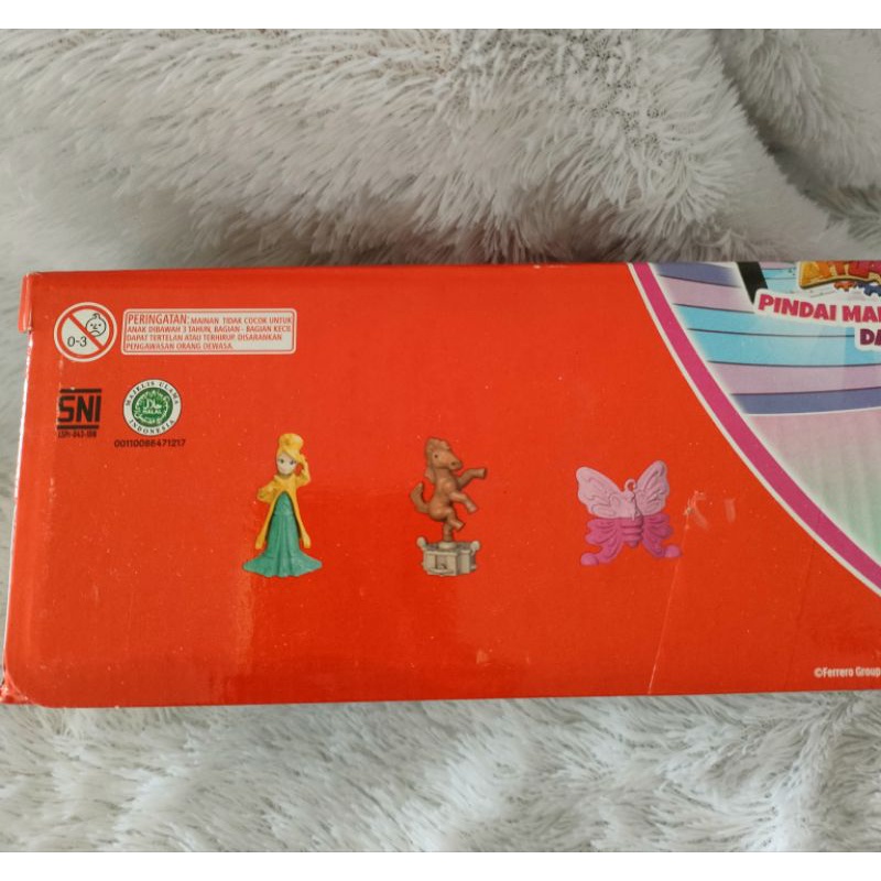 Kinder Joy berisi 24 pcs (T24) HARGA PROMO