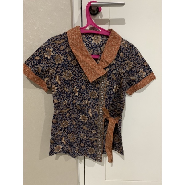 PRELOVED Baju batik wanita ( batik keris) Original