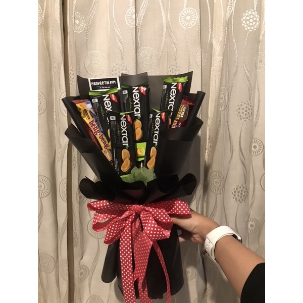 

Bouqet Snack/Buket/bouqet murah/hadiah ulang tahun/graduation gift/buket tangsel