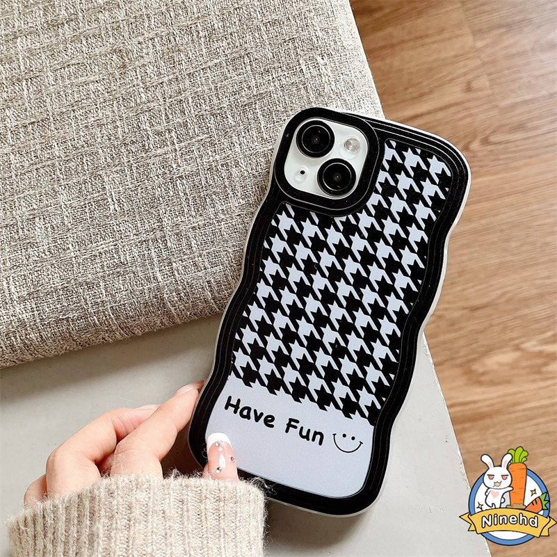 IPHONE Casing Kompatibel Untuk Iphone14 13 12 11 Pro Max X Xr Xs Max SE 8 7 6 6s Plus Kualitas Tinggi Pola Kisi Casing Ponsel Lensa Bingkai Bergelombang Shockproof Silikon Soft Case Cover Pelindung