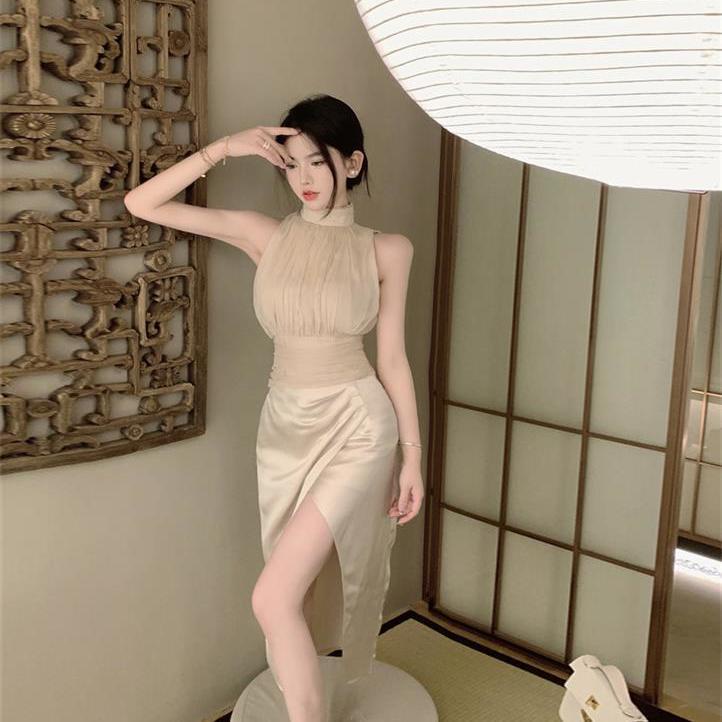 Red Setelan musim panas wanita satu set lengkap fashion temperamen strapless lipit pinggang atas pinggang tinggi tas celah rok pinggul