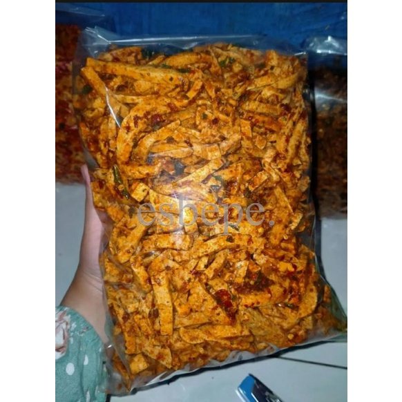 

TERLARIS BASRENG DAUN JERUK PEDAS DAN RENYAH 1KG