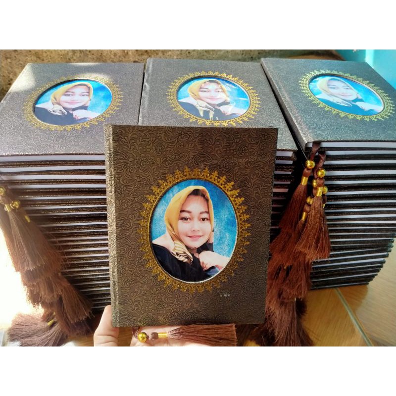 

TAMBAHAN FOTO UNTUK HARDCOVER