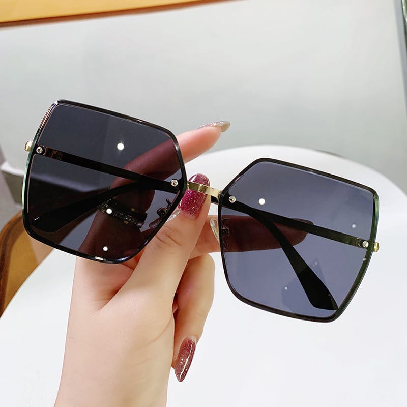 KACAMATA HITAM TERBARU WANITA TITANIUM STYLE KACAMATA FASHION KACAMATA HITAM METAL WOMEN SUNGLASESS NEW ARRIVAL IMPORT FASHION