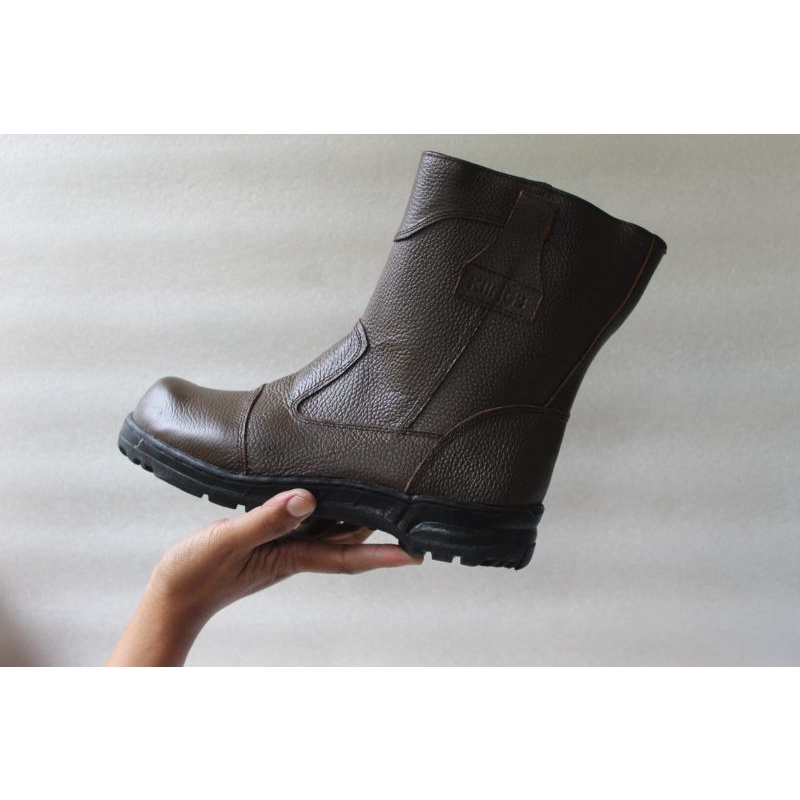 SEPATUSAFETIKING/SEPATU SAFETY BOOT/SEPATU SAFETY PRIA MURAH/SEPATU SAFETY KULIT ASLI SOL KARET UJUNG BESI