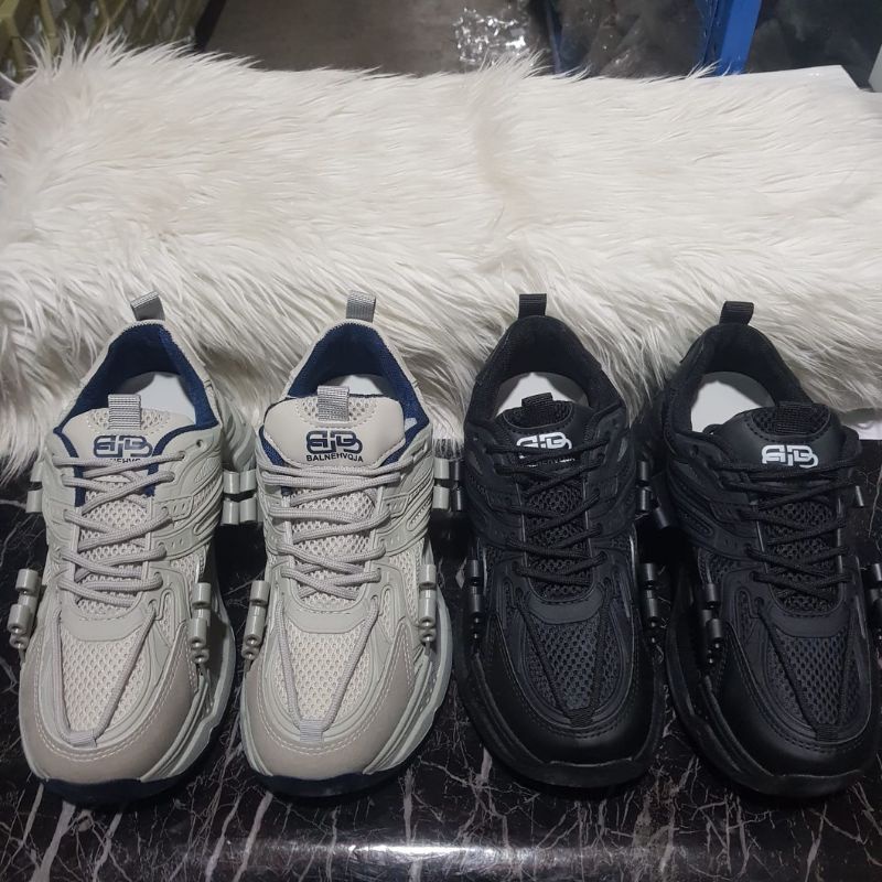 Sepatu Wanita Import Sneakers Lubang Tali Model 7783