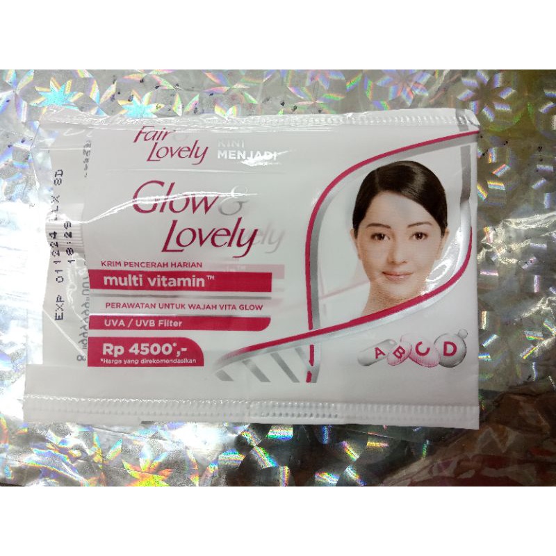 FAIR &amp; LOVELY PELEMBAB WAJAH  SACHET 7.5 GR