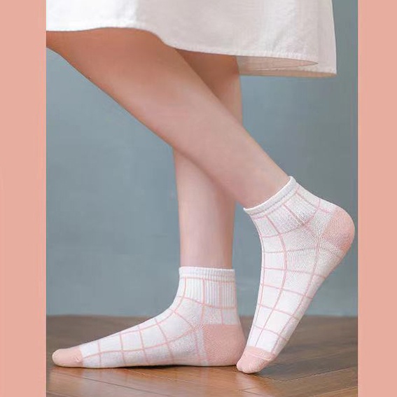 ⭐️𝐈𝐇𝐒 𝟔𝟐𝟗 𝐋𝐚𝐦𝐩𝐮𝐧𝐠⭐️Kaos Kaki Pria Wanita Motif Pink Catur Kaos Kaki Pendek Korean Style Ankle Socks