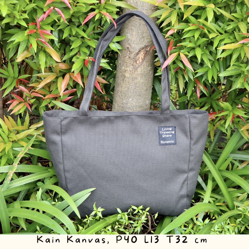Tas totebag big size bisa buat traveling tas kuliah tas mudik muat laptop dan barang barang terlaris