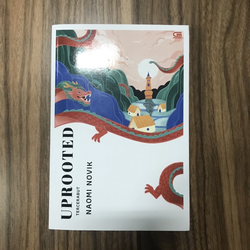 NOVEL UPROOTED by NAOMI NOVIK (PRELOVED)