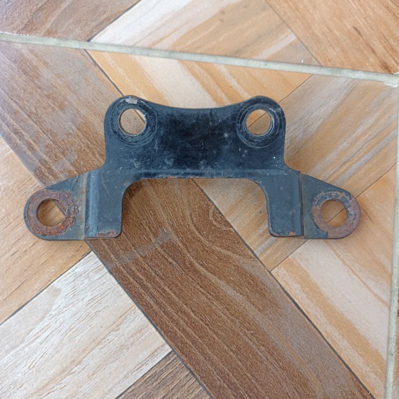 breket klakson bawah dudukan kupu kupu horn Rx king cobra king master thn 83-2001 Original YGP