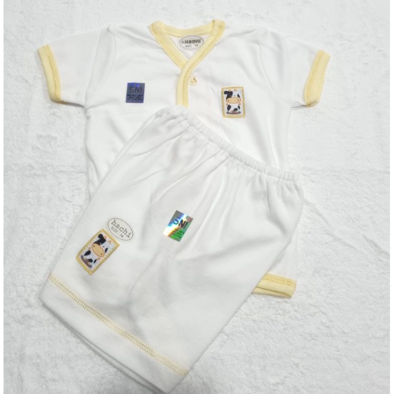 Hachi Stelan Kancing Depan tangan pendek PUTIH