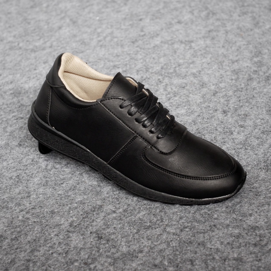 Sepatu Sneakers Pria Kulit Sinthetic Premium Hitam Original Handmade Sepatu Sekolah Kuliah Kerja Cowok Ringan Empuk Kekinian