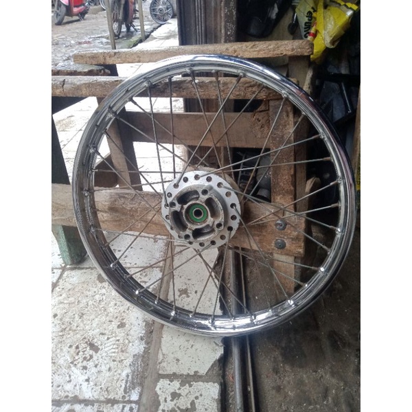 pelekdepan motor revo absolut bekas copotan motor Honda seken