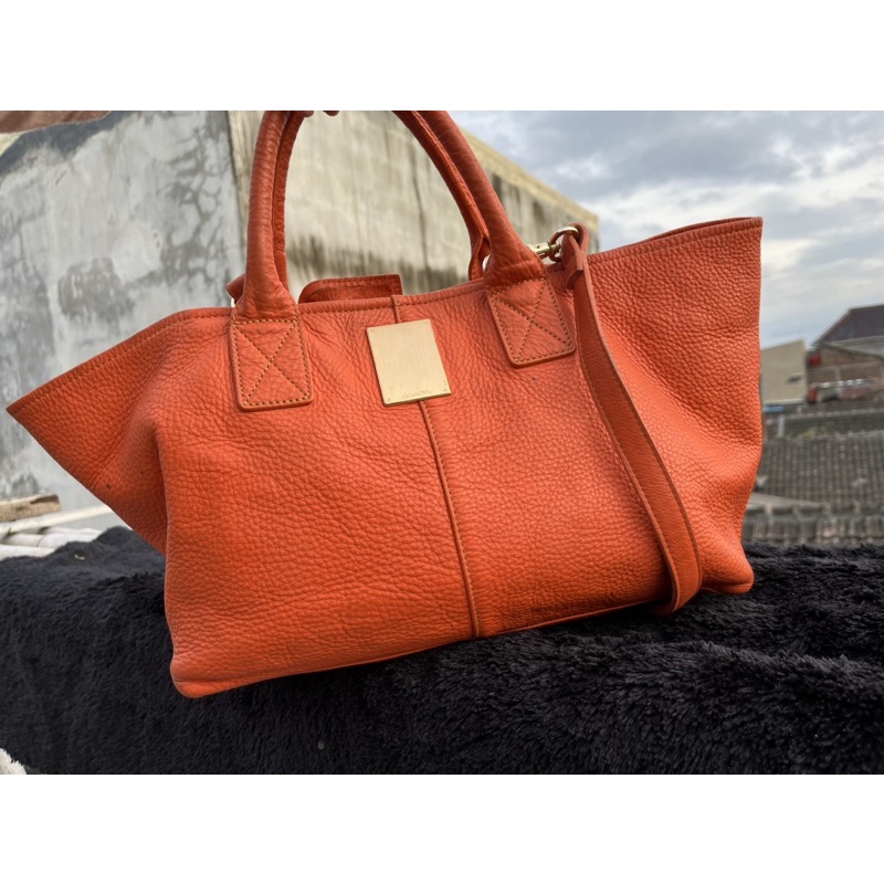 Preloved Tas Courune Kulit asli