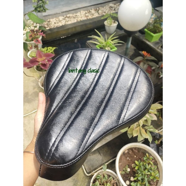 jok single seat chopper Bobber