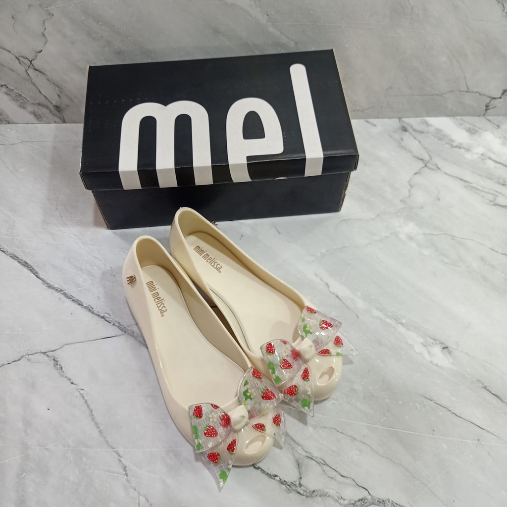 Flat shoes Mels Junior strawberry (anak tanggung)