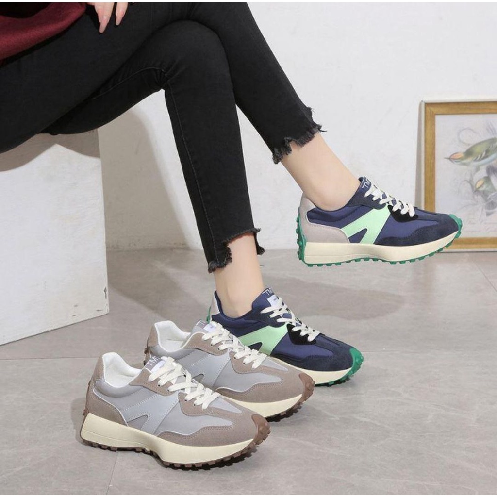 DDXX2095 Sepatu Olahraga Wanita Fashion Import Damin Sneakers Casual Ready Jakarta Bisa COD (With Box)