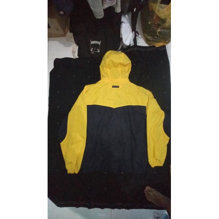 jaket outdoor national geographic