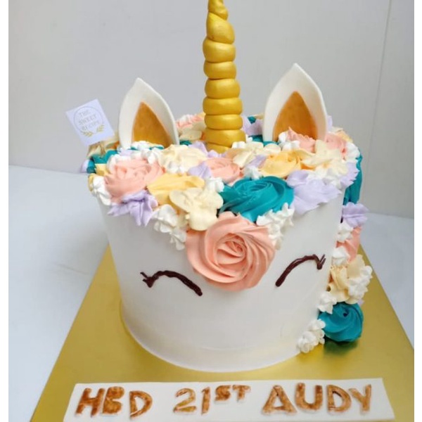 

Unicorn Pastel Colour Cake