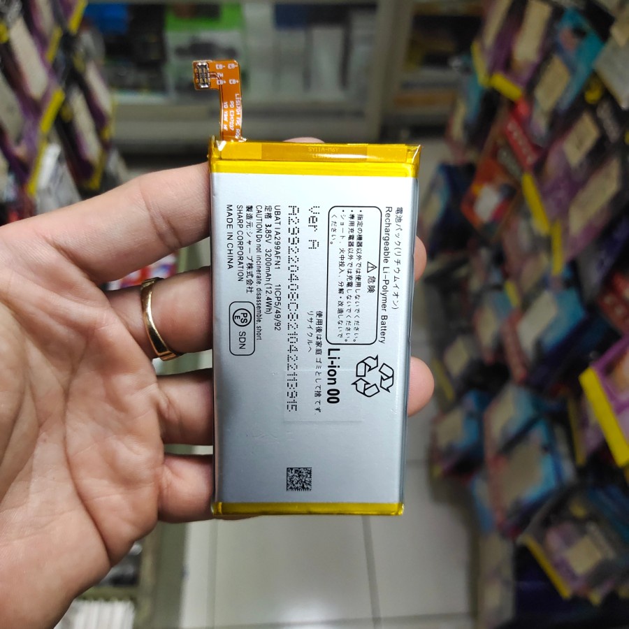 Baterai SHARP AQUOS R3 / SHV44 / UBATIA299AFN1 battery battle Batt