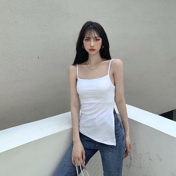 Suspender perempuan rasa desain ceruk bagian tipis memakai T-shirt musim panas atas hitam gadis panas bottoming pasang rompi kecil