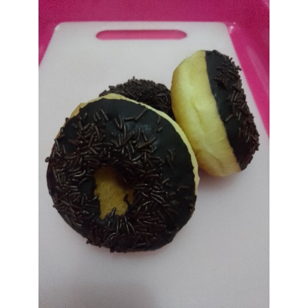 

Donat Coklat Meses