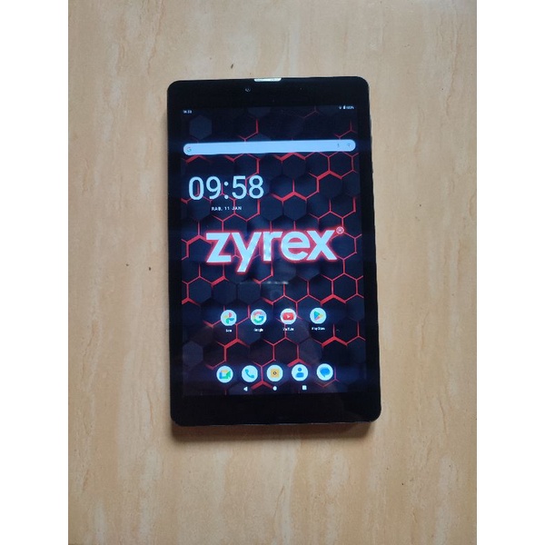 Tablet 4G Zyrex ZT216 layar 8 inch ram 3Gb rom32gb android 9, normal preloved