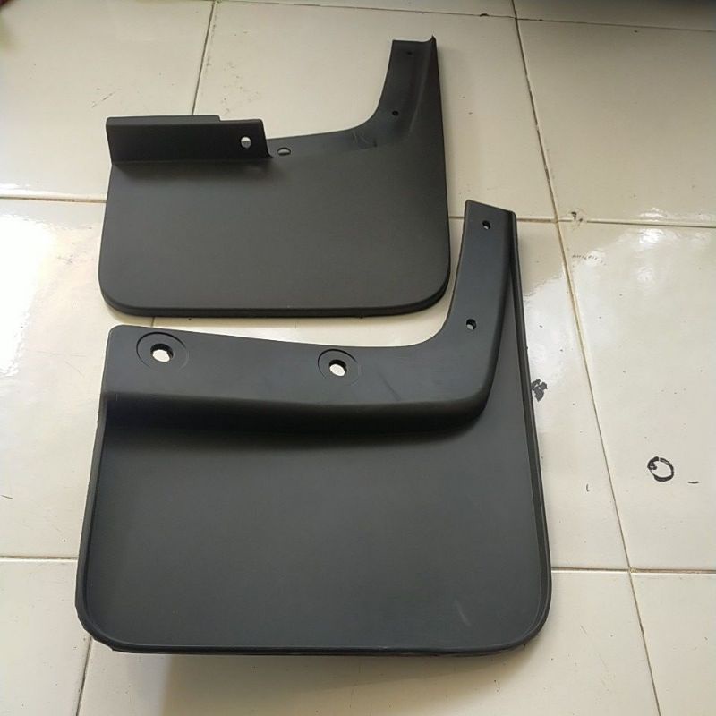 karpet lumpur pajero sport 2021 belakang