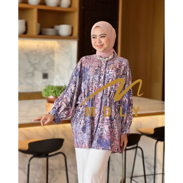 Qinar Shirt by Mdly