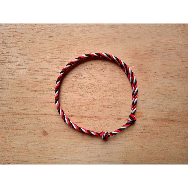 COD - gelang tridatu asli Bali original 3 mantra gelang tali tridatu ukuran 1mm gelang tridatu 2 lay