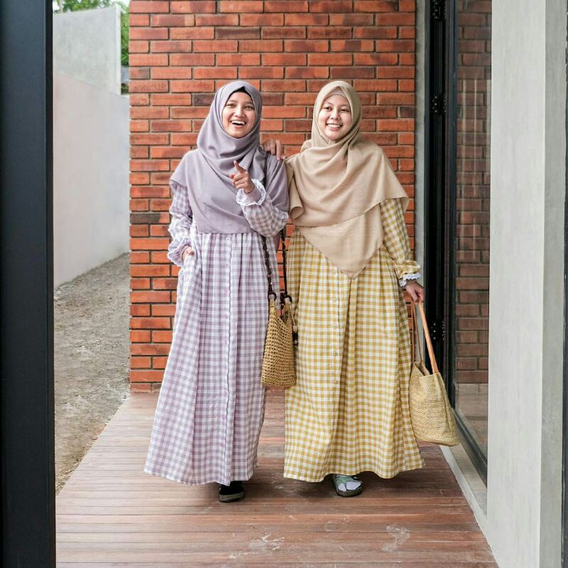 Gamis brishka arumi hijab alila syari kotak kotak pastel series