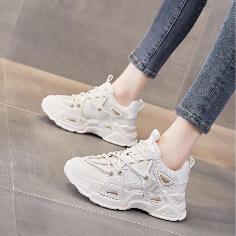 5819 Sepatu Olahraga Wanita Import Sneakers Tali