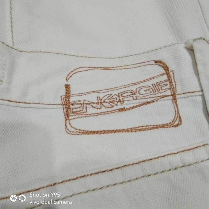 Celana Jeans Putih ENERGIE size 30/31