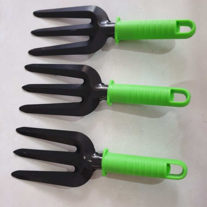 [Ready] Garpu Taman Kecil 2250, Plat Besi Gagang Plastik