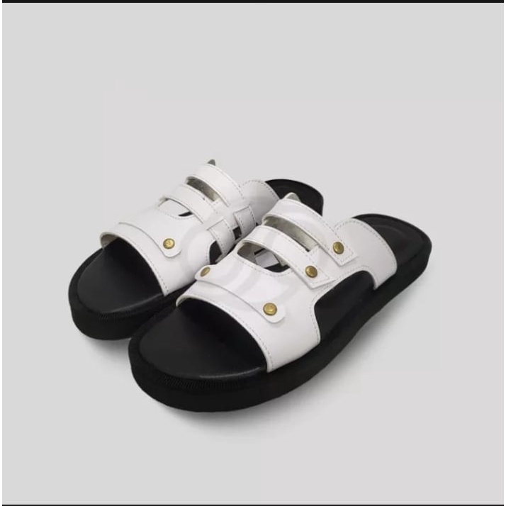 Sandal Wanita - Sandal Pria - Sandal slop Putih