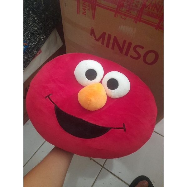miniso 🇲🇨 x sesame street bantal boneka/u pillow/limited