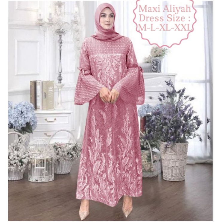 Pakaian Gamis Wanita Model Terbaru Kekiniann Tangan Terompet /Maxi Aliyah Dress Size M-L-XL-XXL Matt Moscrepe Mix Brokat Mutiara Dan Tille Onde