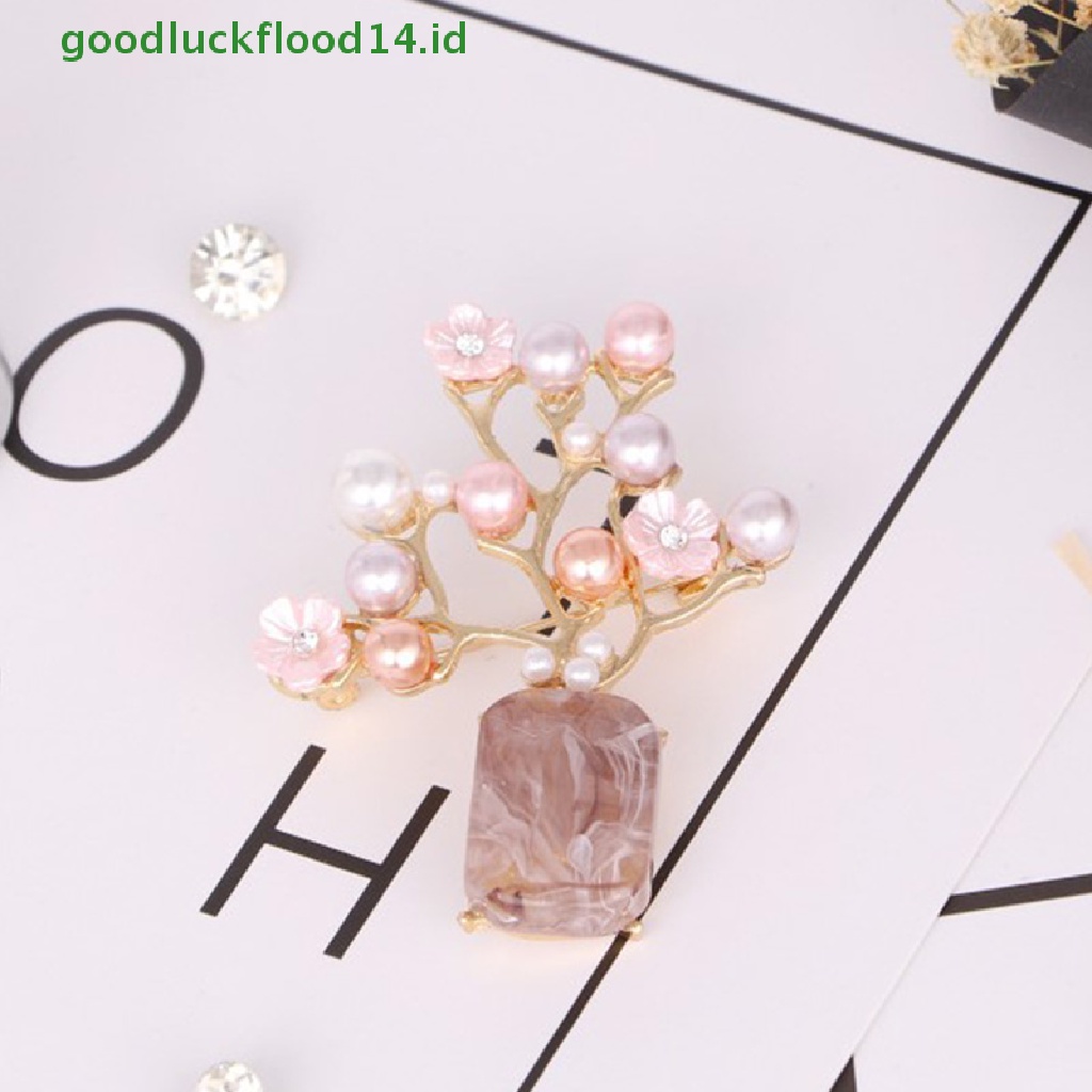 [GOOGFOUR] 1pc Bros Bunga Romantis Pink Plum Blossom Mutiara Batu Logam Jas Kerah Pin  [Atasan]