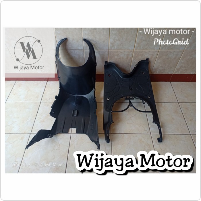 injekan pijakan kaki plus dek paru kolong scoopy fi 2013-2016  wijaya motor