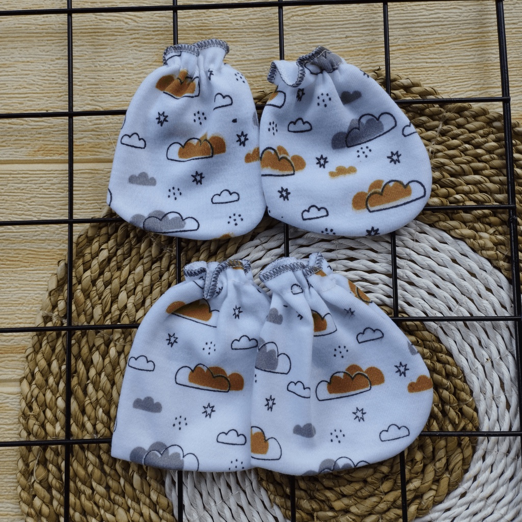 3 PCS Sarung Tangan 3 PCS Sarung Kaki Bayi Baru Lahir Seri Abu-abu Sartaki Meyriana Collection