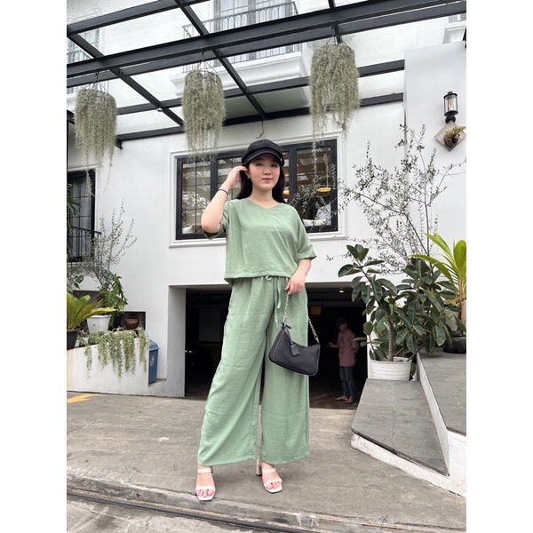 MEIRA ONESET CROP OVERSIZE - setelan cp kalong wanita dewasa