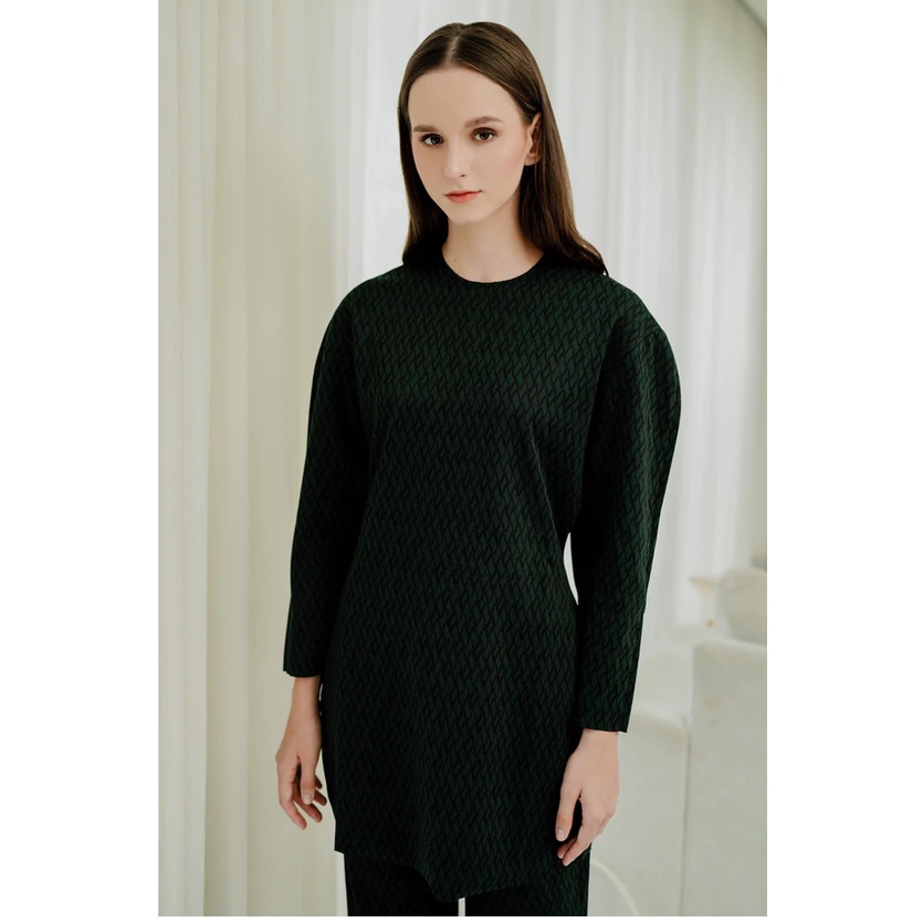 Becca Blouse - Green Benang jarum benangjarum XS S M L XL XXL buttonscarves nada series voal fis fro