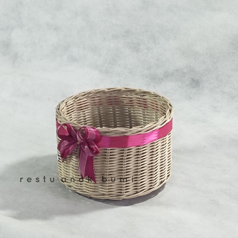 

(R025) Keranjang bulat tanpa cangkingan 19cm/Hampers/Hantaran/Hadiah/Lamaran/Seserahan/Kado/Gift/Parcel Lebaran/Natal/Acara/Catering/Makanan/Minuman/Keranjang Buah/Souvenir/Wadah Serbaguna/Basket/Perabotan/Fruit Box/Sembako/Teh/Gula/Beras/Telur