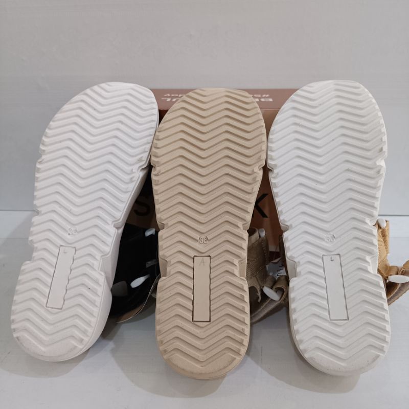 Sahiku - Sepatu Sandal Casual Sporty Merk Sahiku Tipe CW 904 size 36-40