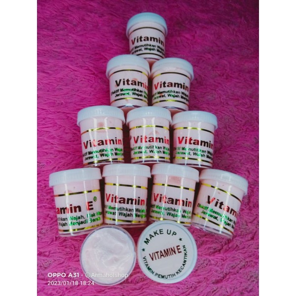 CREAM PEMUTIH WAJAH VITAMIN E