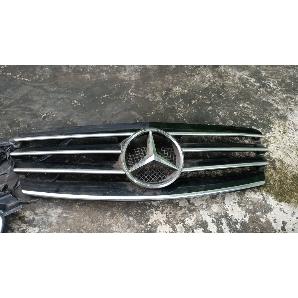 Grill Mercedes Benz w 202 amg style original